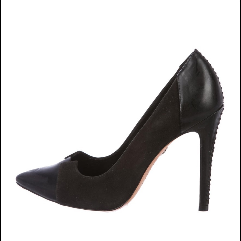 Black Alice and Olivia pointed heel